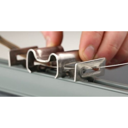 UNIVERSAL CHANNEL CLAMP